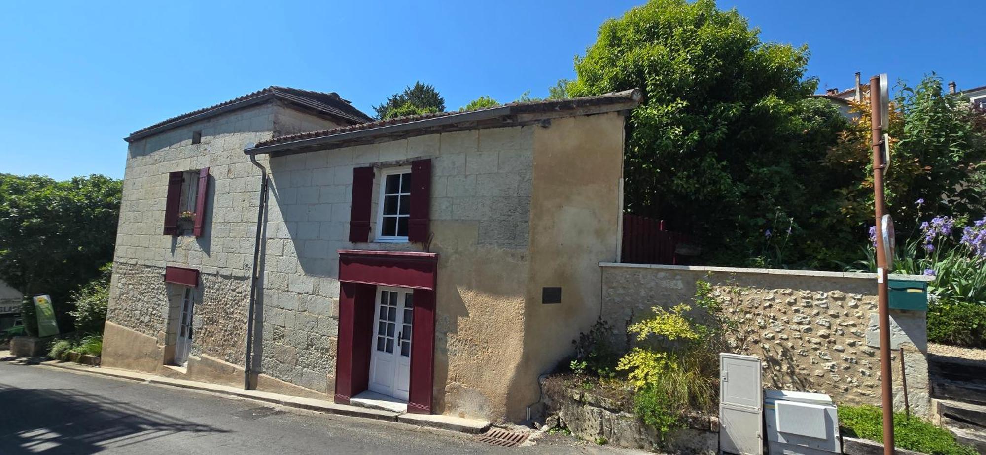 La Maison Du Tourniquet Aubeterre-sur-Dronne Exterior photo