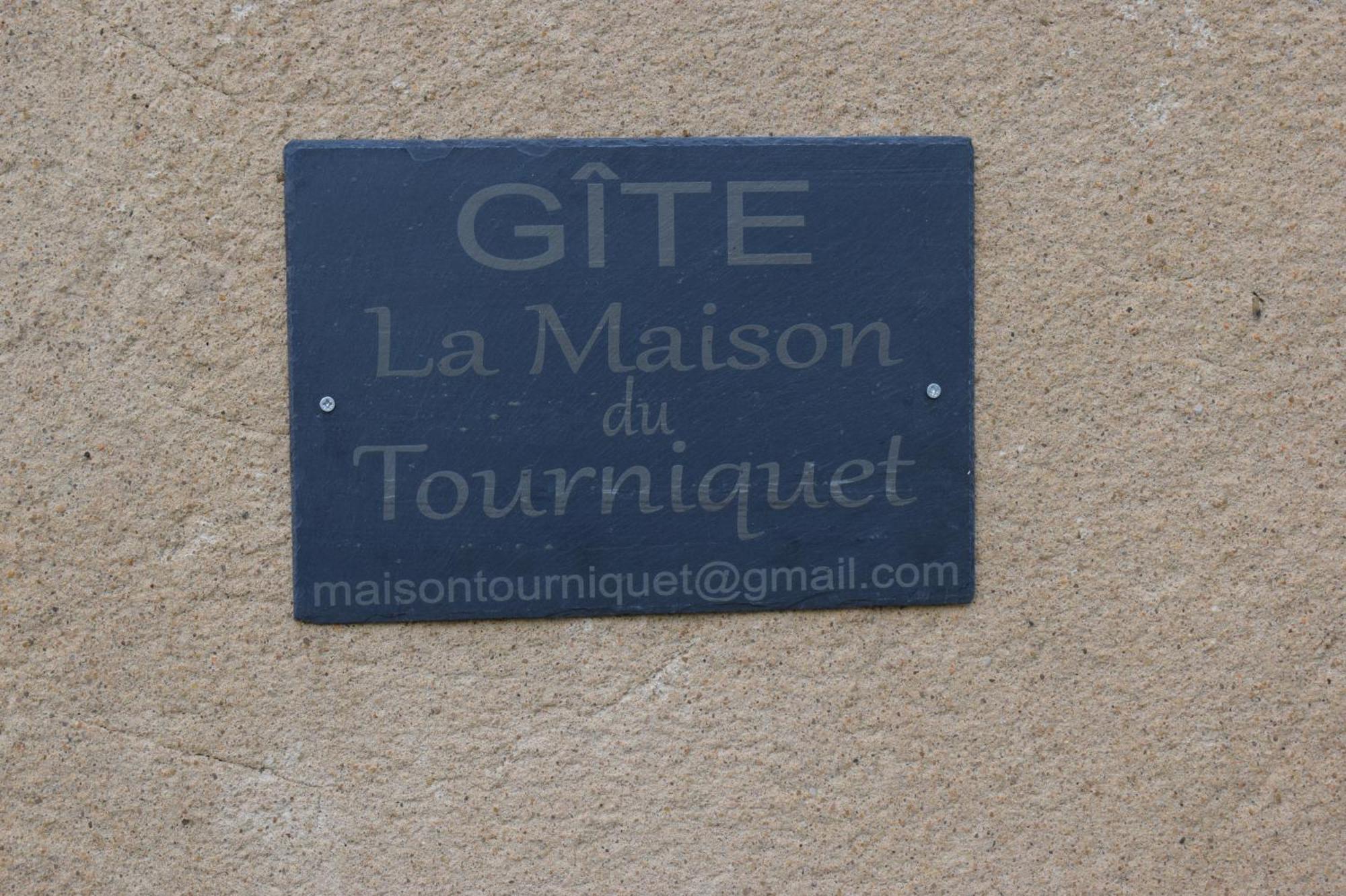 La Maison Du Tourniquet Aubeterre-sur-Dronne Exterior photo